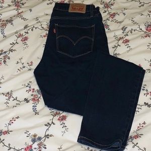 Levi’s High Rise Skinny Dark Wash Jeans